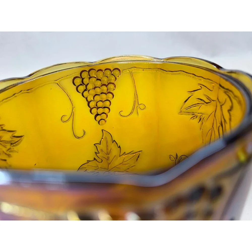 VTG Indiana Glass Harvest Grape Marigold Carnival Glass Lidded Canister 8